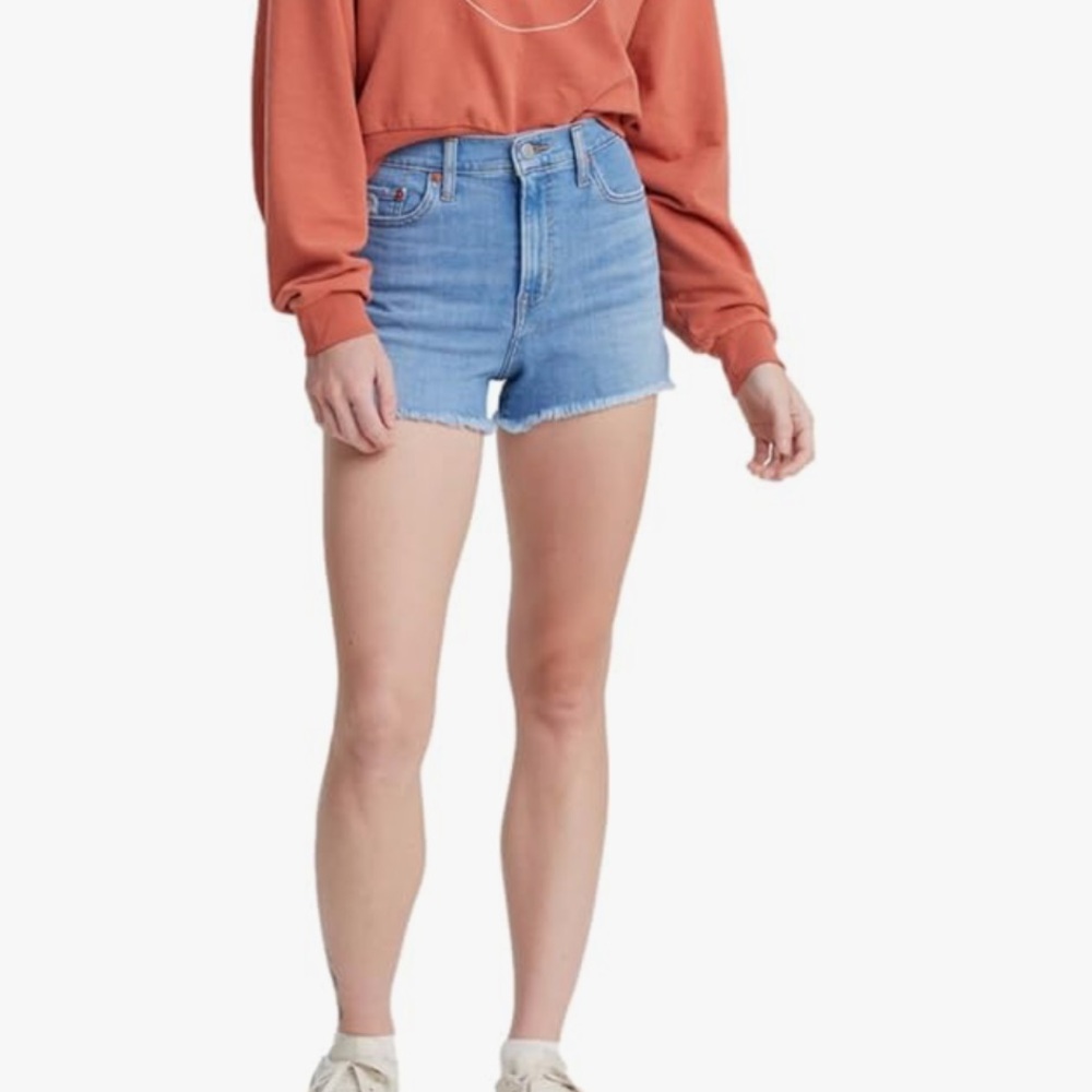 NWT Levi’s High Rise Jean Shorts
